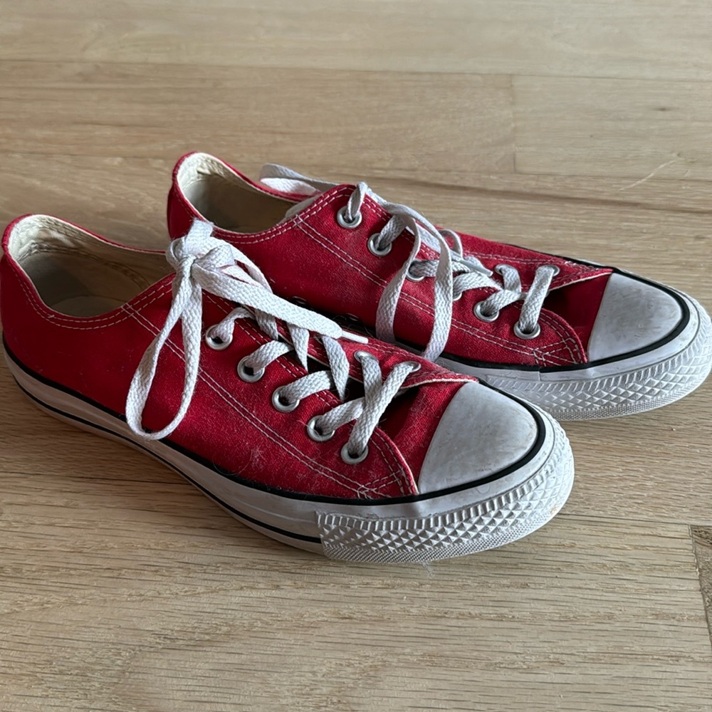 Converse Chuck Taylor All Star Canvas Low Top Red- UNISEX